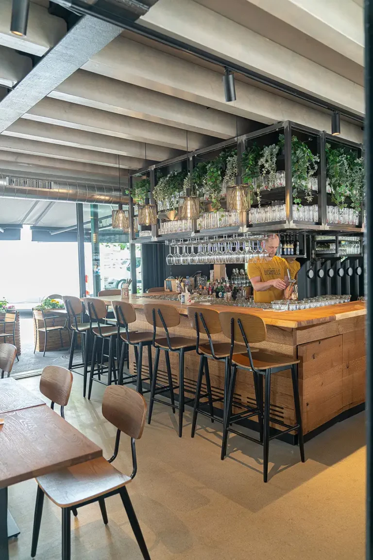 65fbe9d752fd7a3bbd6cb44d_RP305180