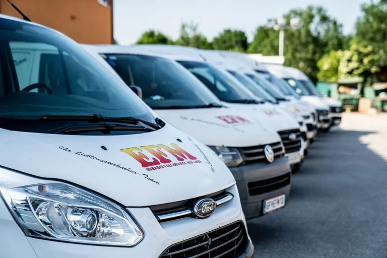 65fbebd4eb8e2d56631c8a11_RP304855-jpg